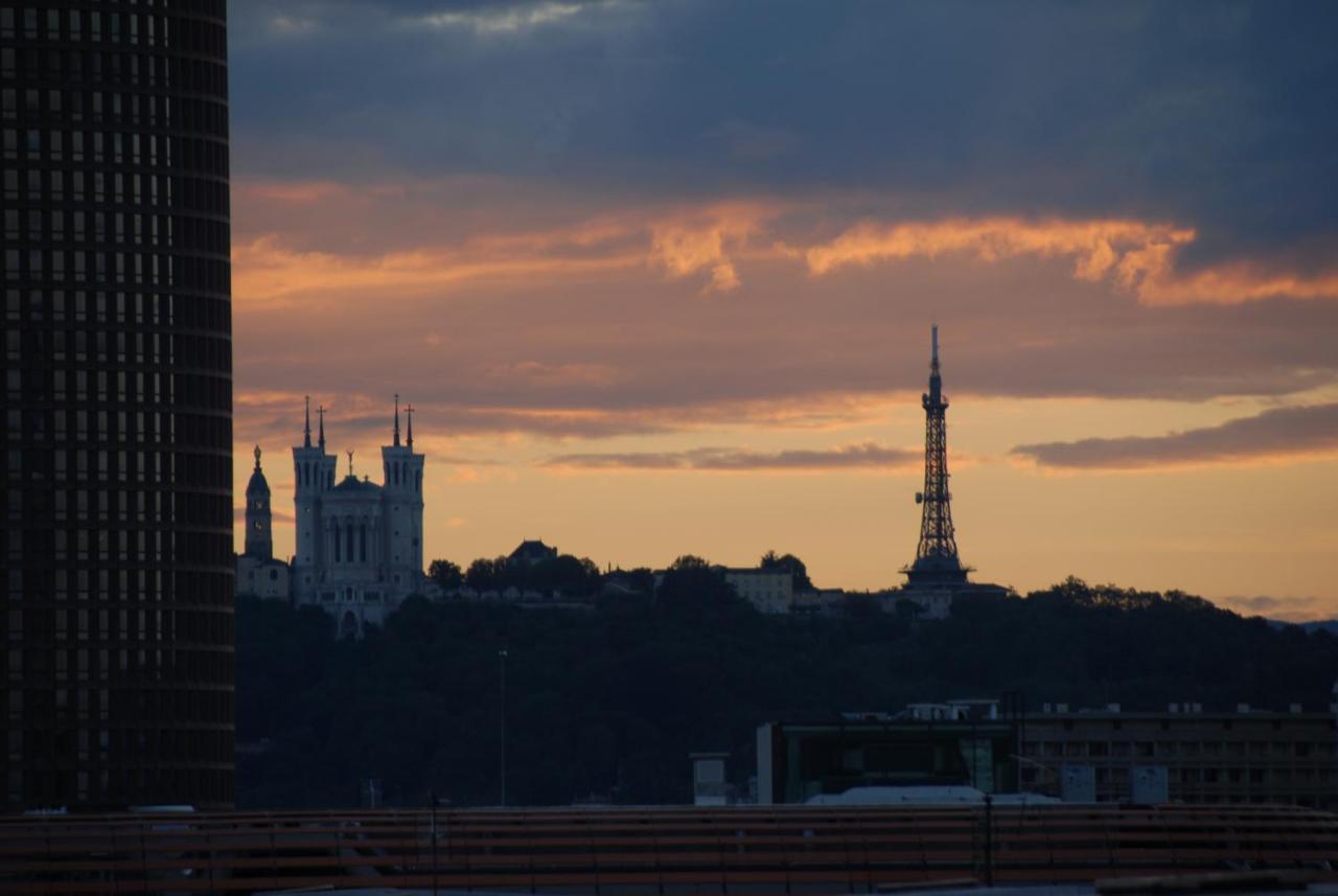 Jolie Chambre A Louer - Vue Imprenable Lyon Bagian luar foto