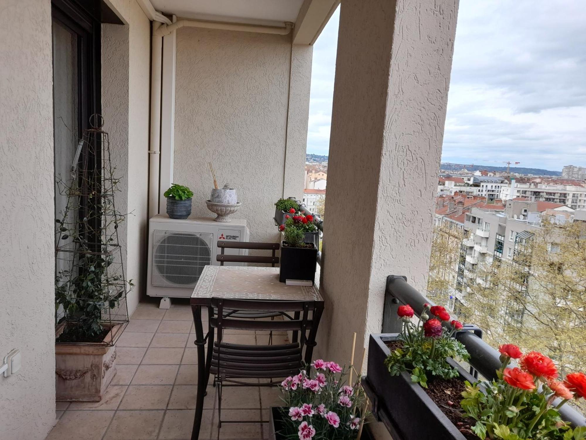 Jolie Chambre A Louer - Vue Imprenable Lyon Bagian luar foto