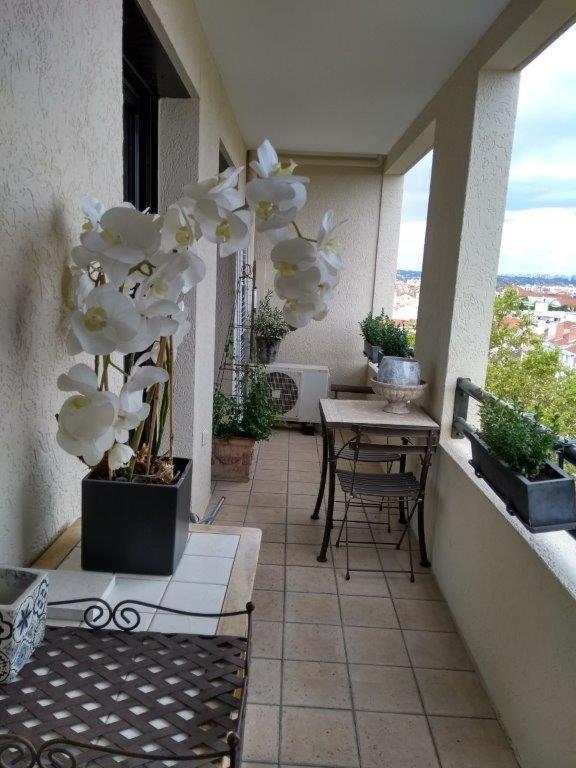 Jolie Chambre A Louer - Vue Imprenable Lyon Bagian luar foto